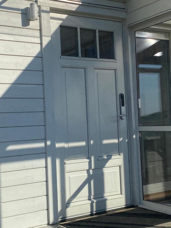 Mycket Trevlig Stuga Pa Braennoe Med Havsutsikt Branno Esterno foto