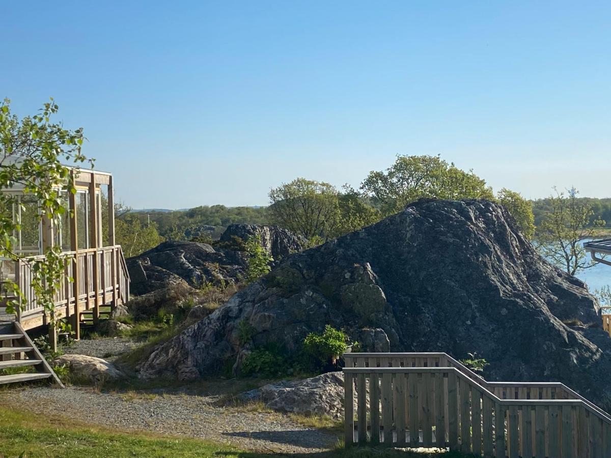 Mycket Trevlig Stuga Pa Braennoe Med Havsutsikt Branno Esterno foto