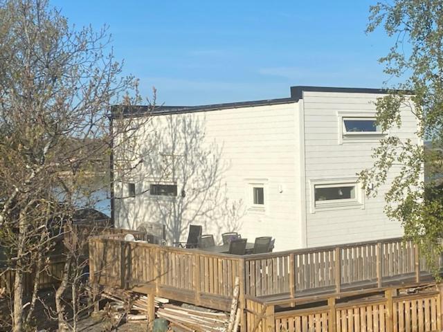 Mycket Trevlig Stuga Pa Braennoe Med Havsutsikt Branno Esterno foto